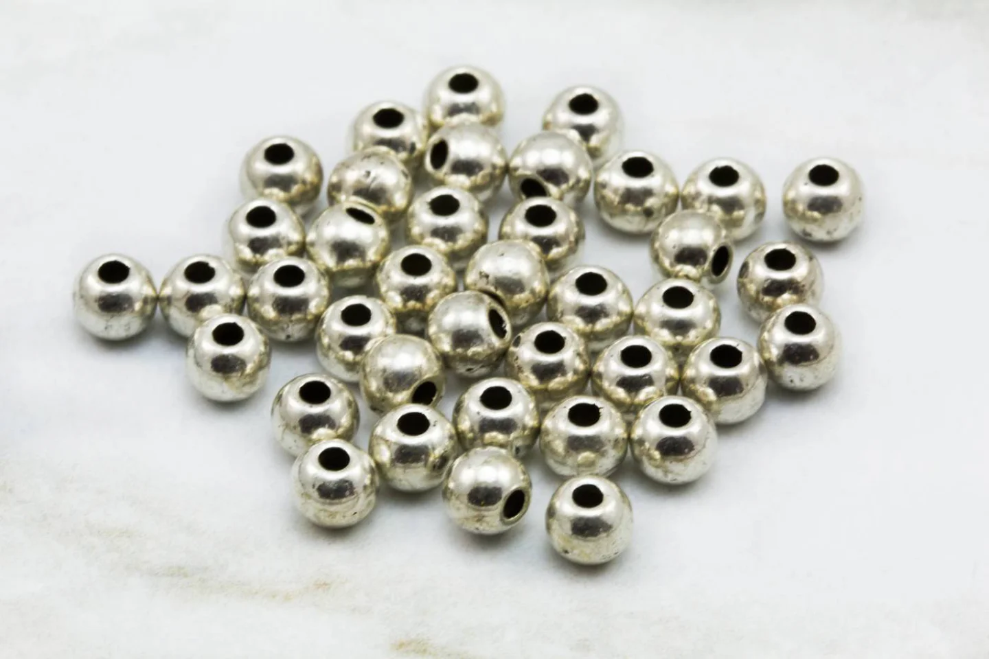 5mm-metal-ball-spacer-bead-charm-finding.
