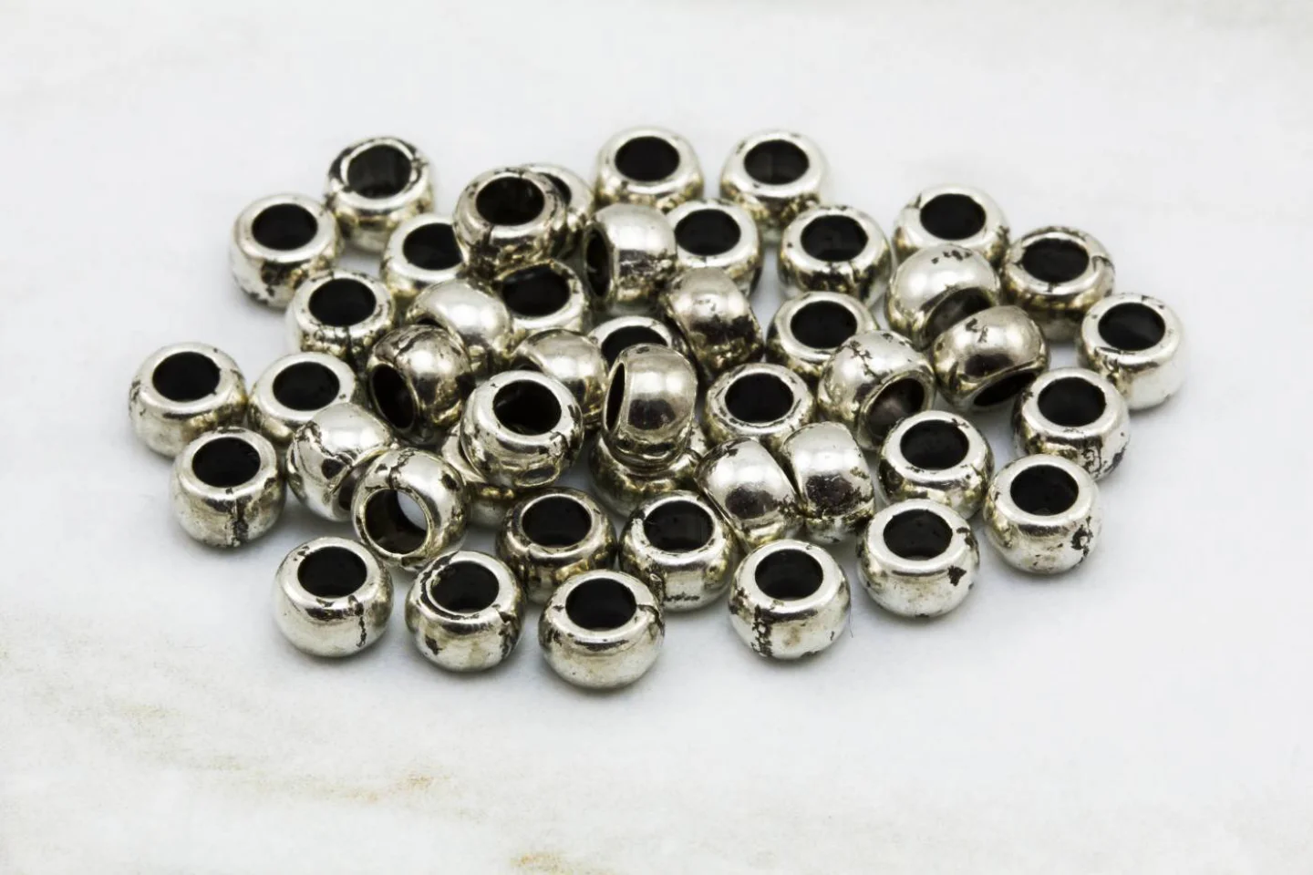 5mm-mini-rondelle-silver-spacer-beads.