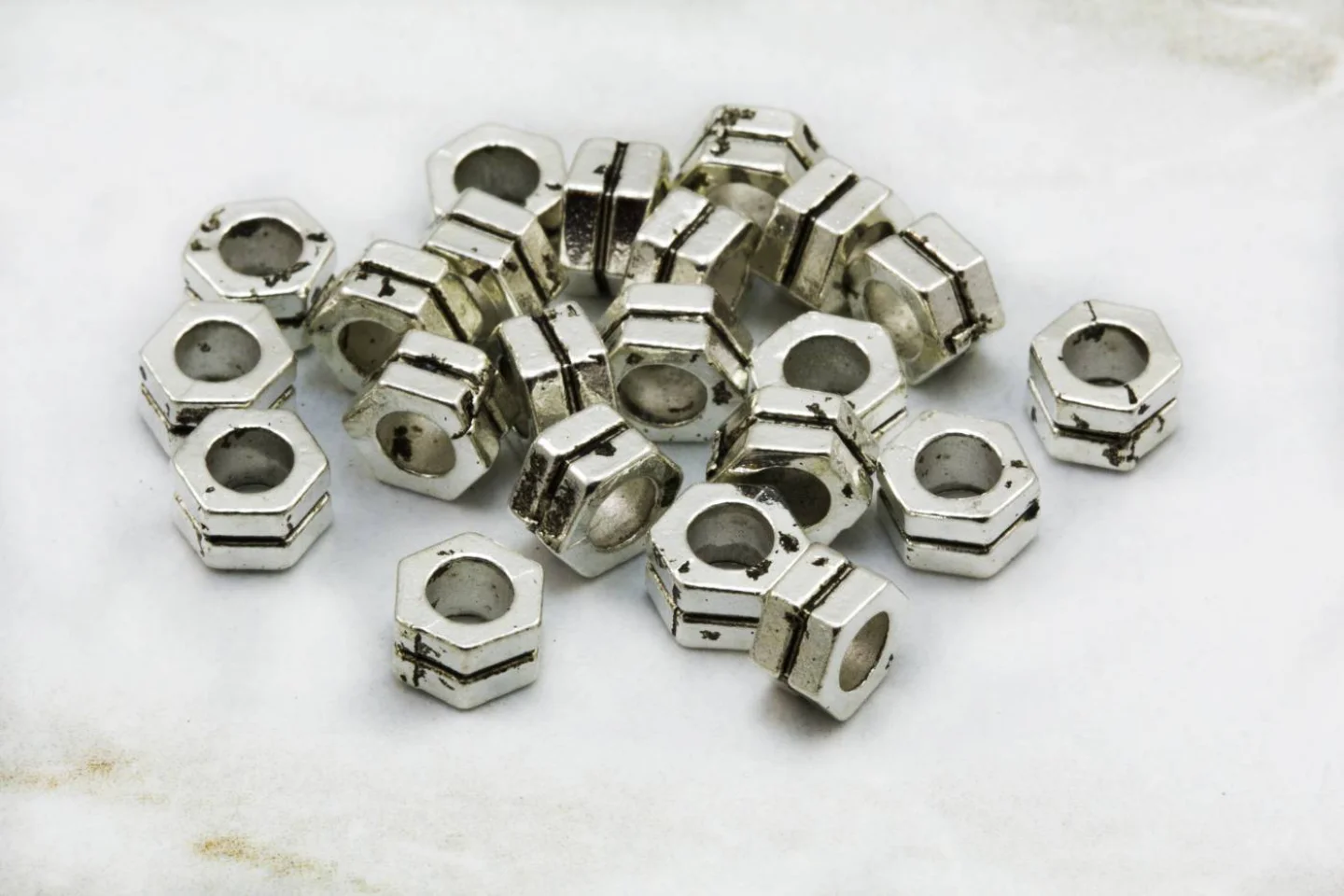 metal-silver-jewelry-spacer-beads.