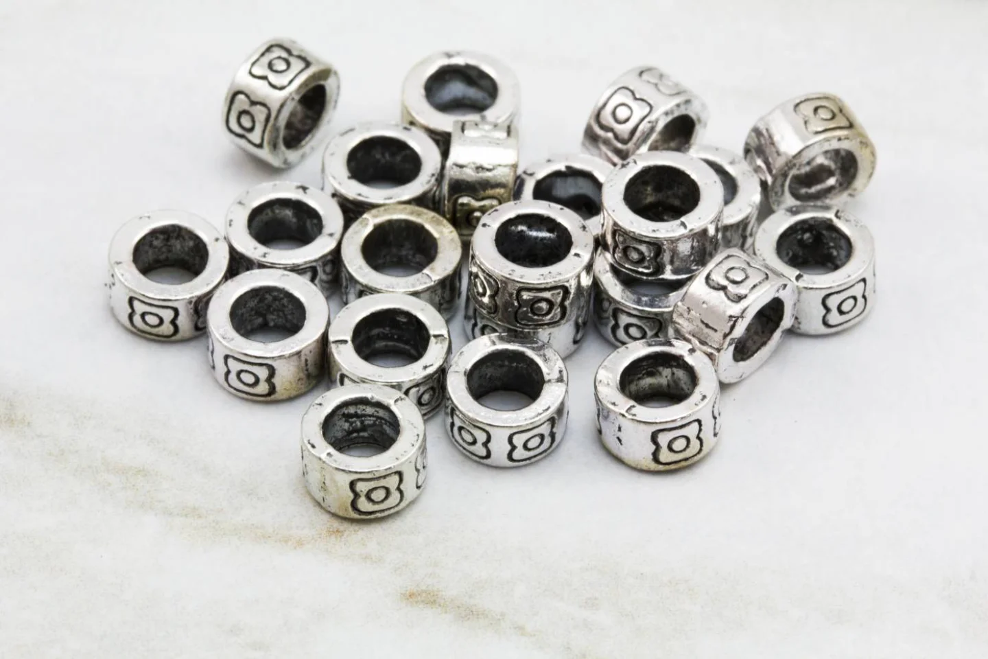 7mm-metal-rondelle-silver-bead-supply.