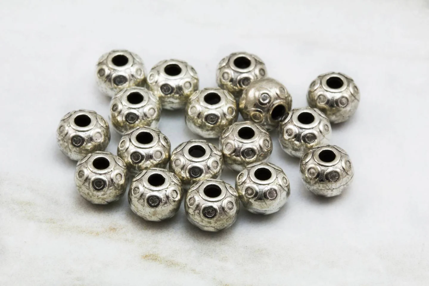 metal-rondelle-silver-jewelry-beads.
