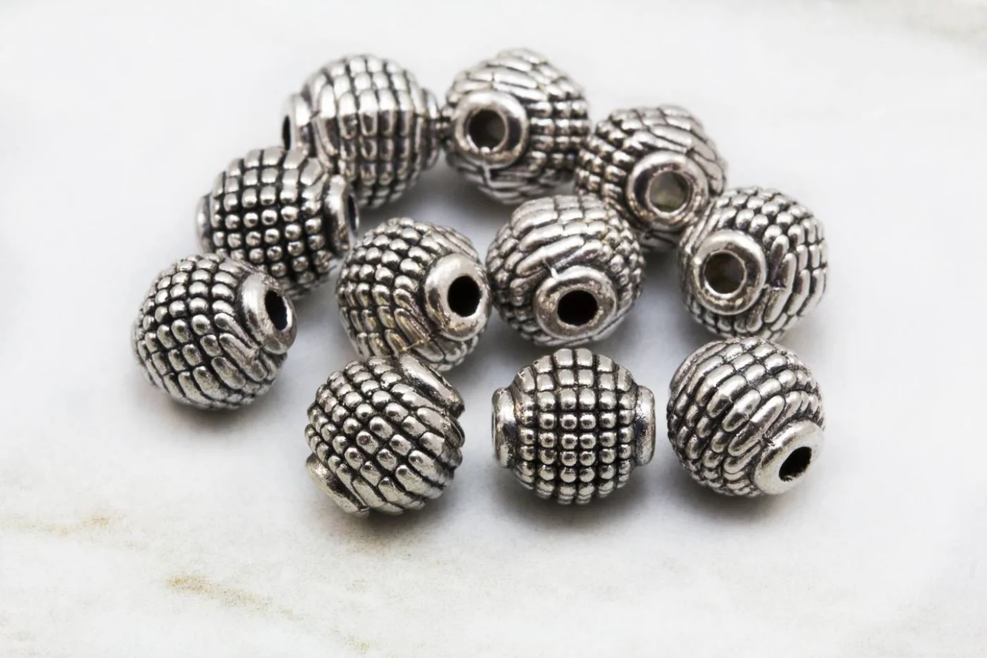 metal-round-silver-bead-jewelry-charms.