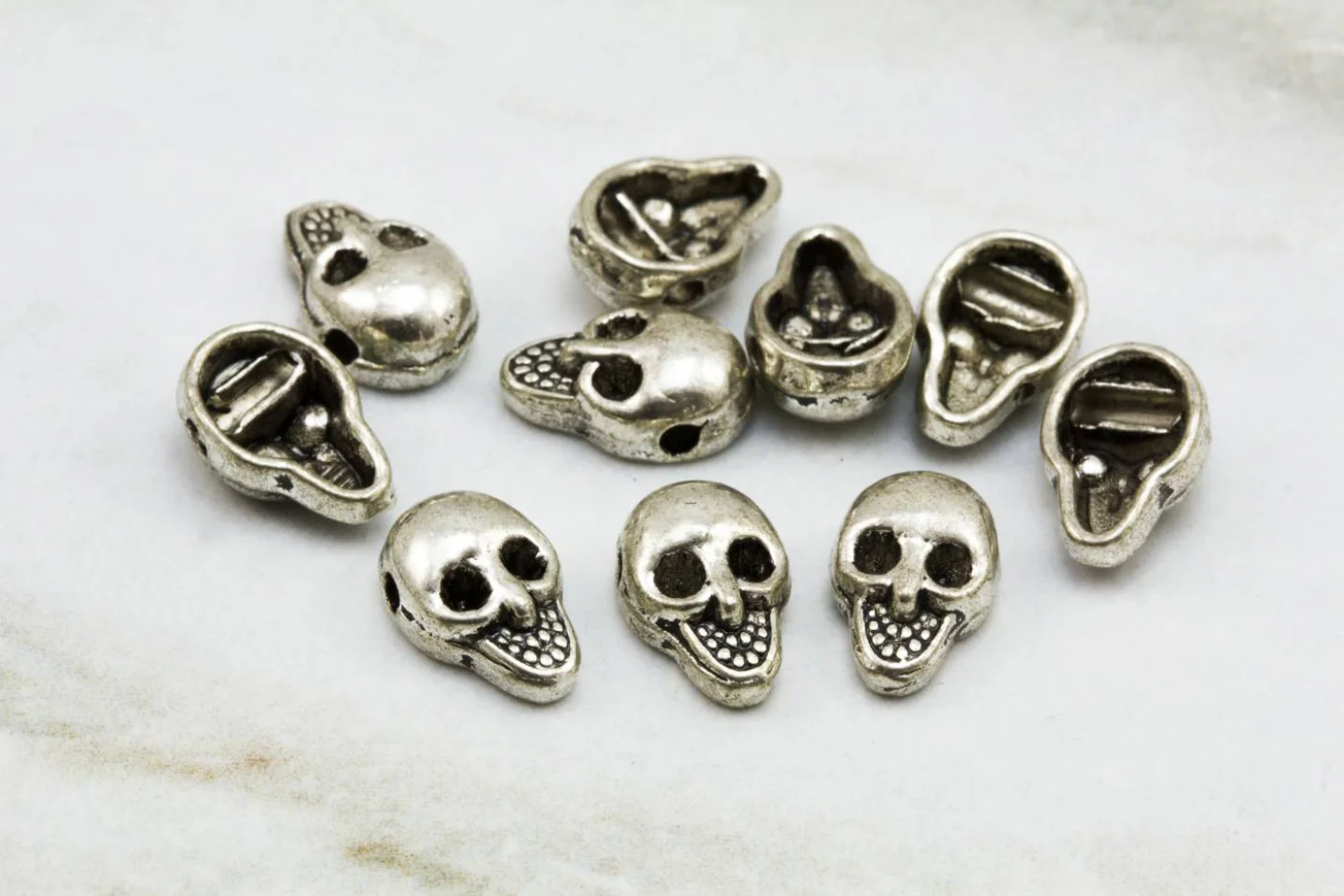 metal-skull-head-charm-findings.