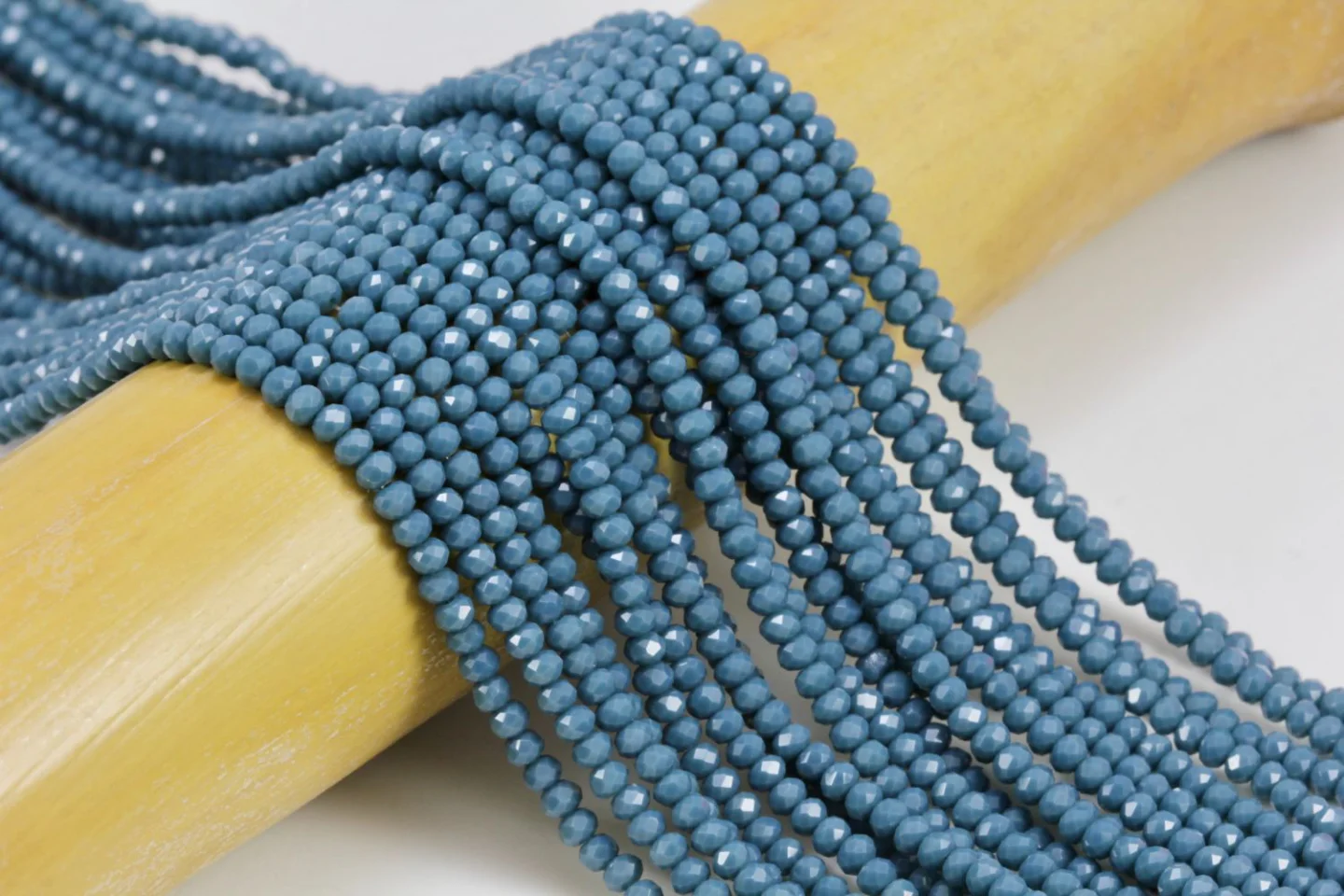 2mm-ocean-blue-glass-crystal-beads.