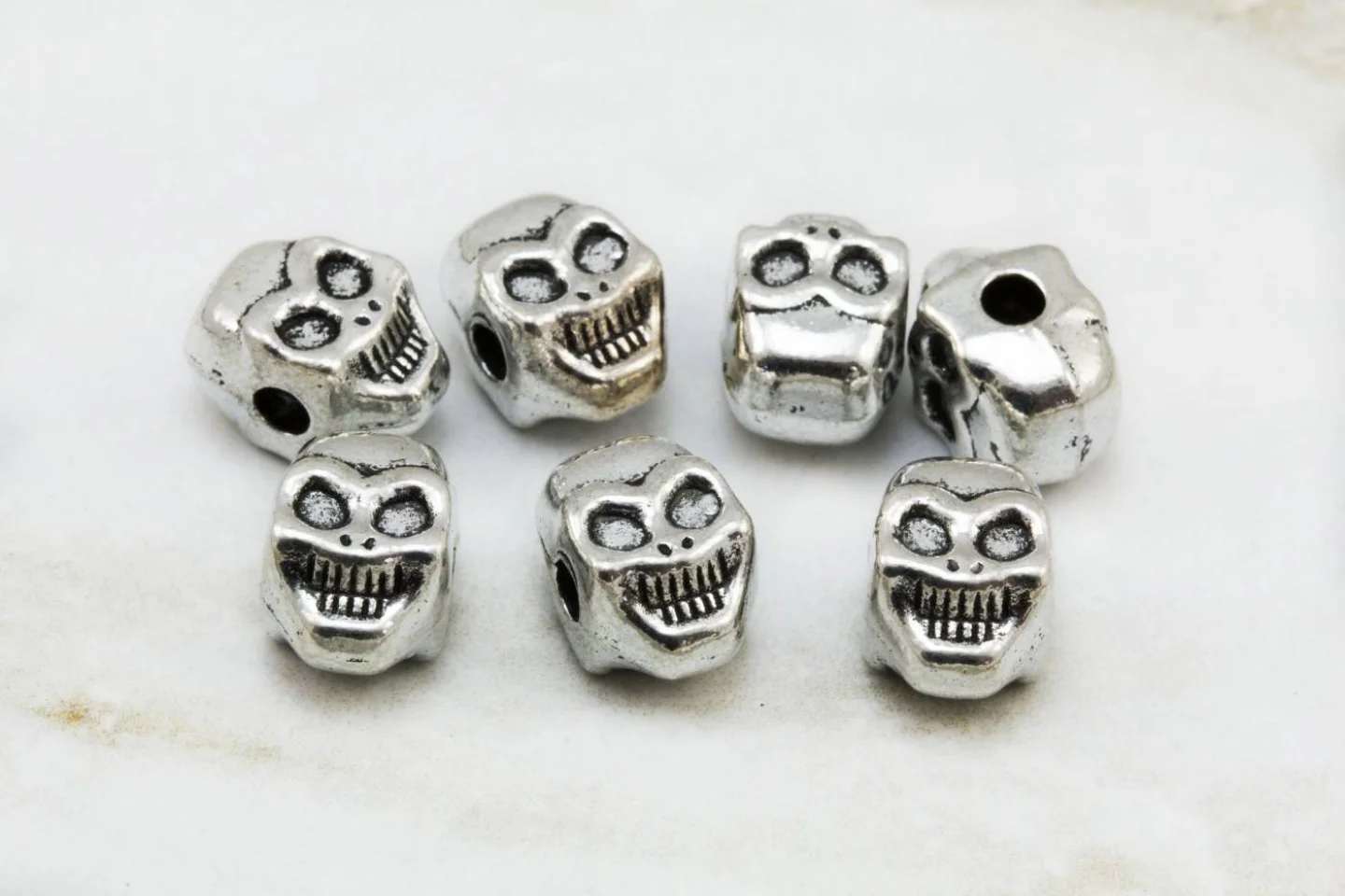 skull-death-head-jewelry-charms-beads.