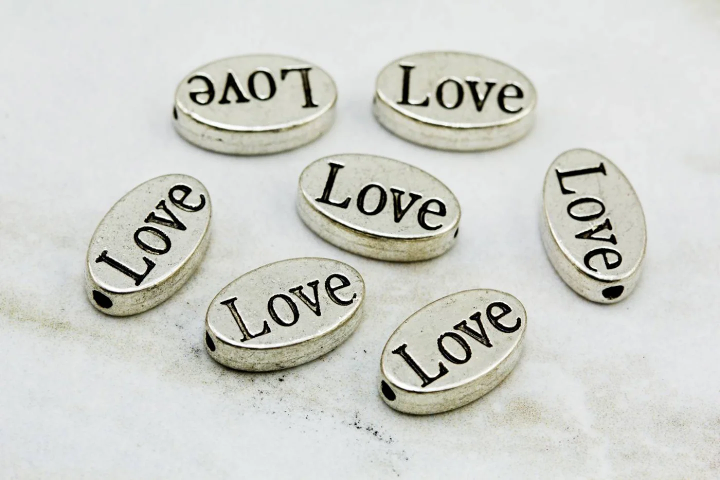 silver-metal-oval-love-bead-charms.