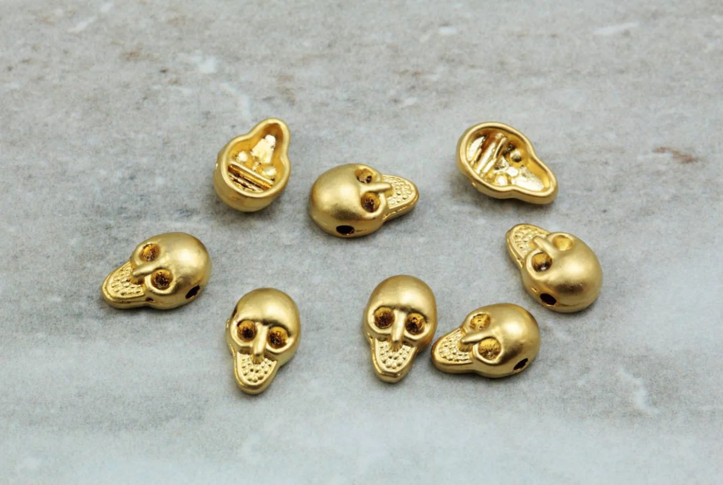 mini-gold-plated-metal-skull-charms.